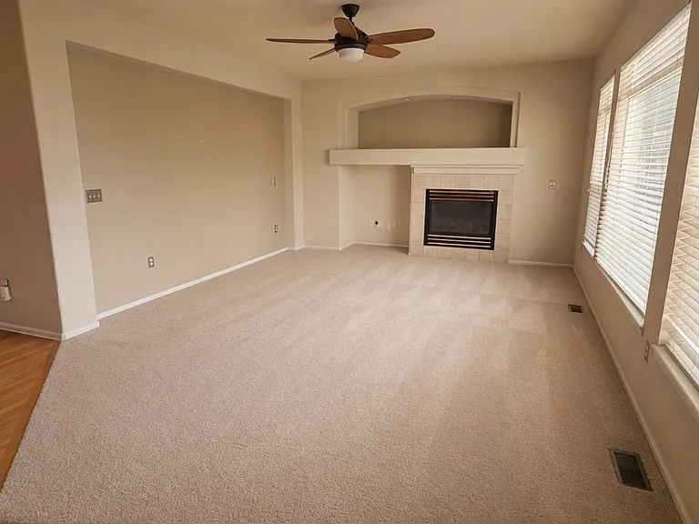 17059 Cornerstone Dr — Photo 4