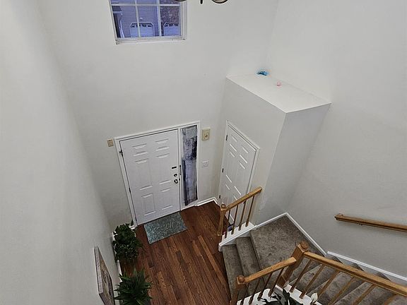 5th image of 5 Mindy Dr