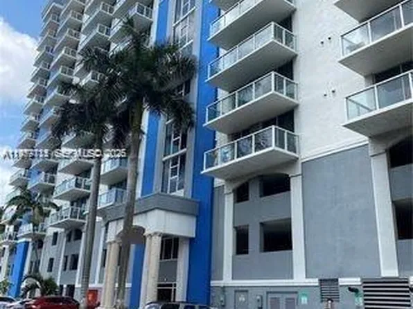 5077 NW 7th St APT 903, Miami, FL 33126