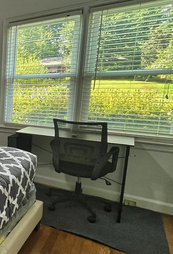 4 bed, 5.0 bath, 3000 sqft, $1,321 — Photo 1
