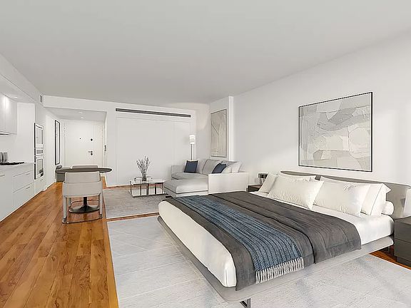 2nd image of 84 White St APT 3A