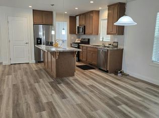 4901 Green River Rd #238, Corona, CA 92878