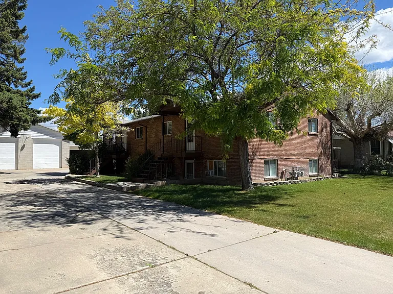 54 W Clearfield triplex — Photo 3