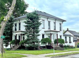 508 S Market St, Marine City, MI 48039