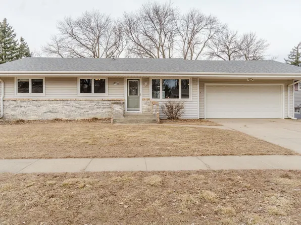 3323 Lancelot Ln, Sioux City, IA 51106