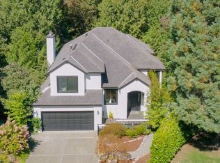 2820 SW Streamside Dr, Portland, OR 97219