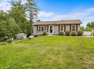 7 Fox Hollow Dr, Weare, NH 03281