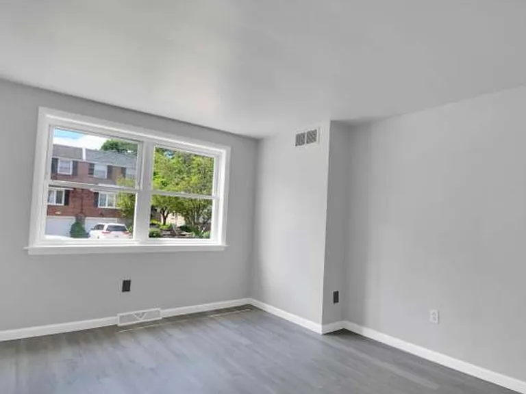 309 Montgomery Ave #A — Photo 3