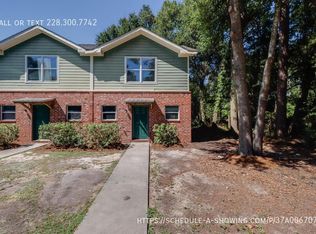 233 Milray Ln #1, Gulfport, MS 39507