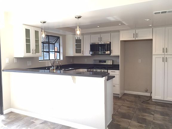 5th image of 2512 Santa Ana Ave APT G