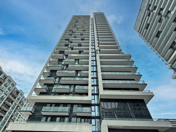 105 Oneida Cres #2410, Richmond Hill, ON L4B 0H6