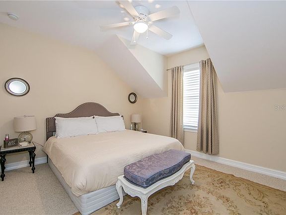 5th image of 1421 Stickley Ave #B