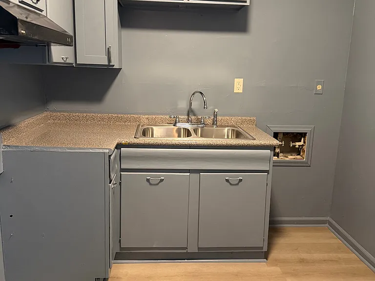 3047 Carnes Ave — Photo 3