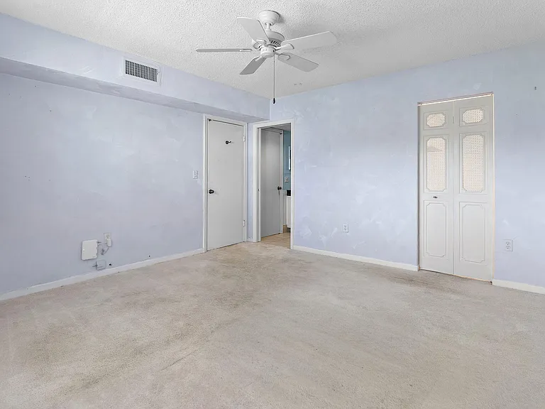 3605 S Ocean Blvd — Photo 14