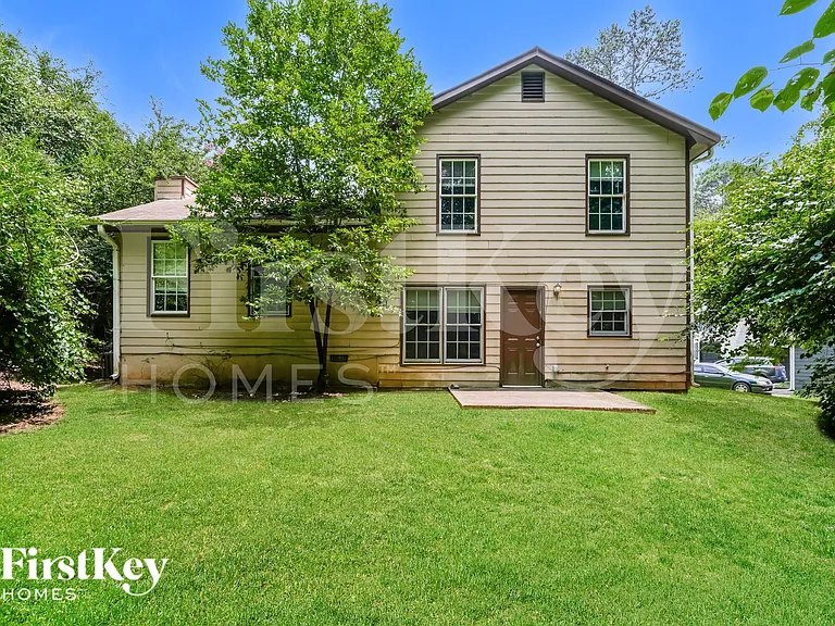 5565 Westberry Ln — Photo 14