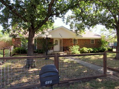 404 Lisa St, Bangs, TX, 76823