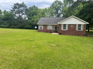 64 Jay Hinton Dr, Waynesboro, MS 39367