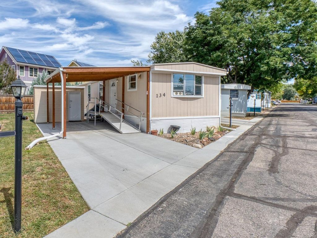 1601 N College Ave #134