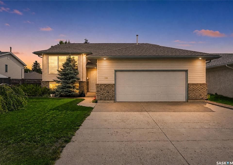 1st image of 518 Peterson CRESCENT