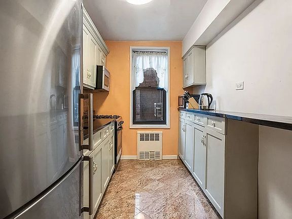 3rd image of 33-44 Junction Blvd #3T