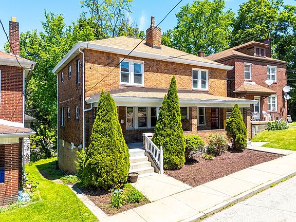 3rd image of 2732 Shiras Ave
