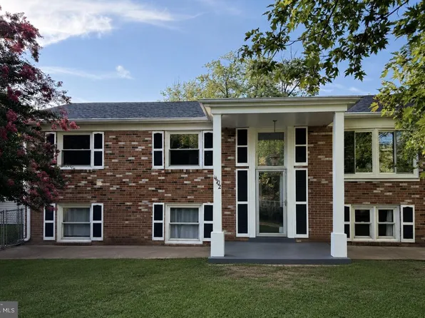 14702 Dunbar Ln, Woodbridge, VA 22193