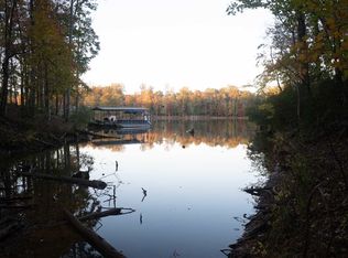 130 Quitman Point, Chesnee, SC 29323