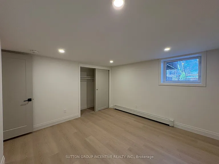 20 Bayview Dr — Photo 18