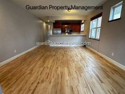 3238 Garfield Ave #201, Minneapolis, MN, 55408