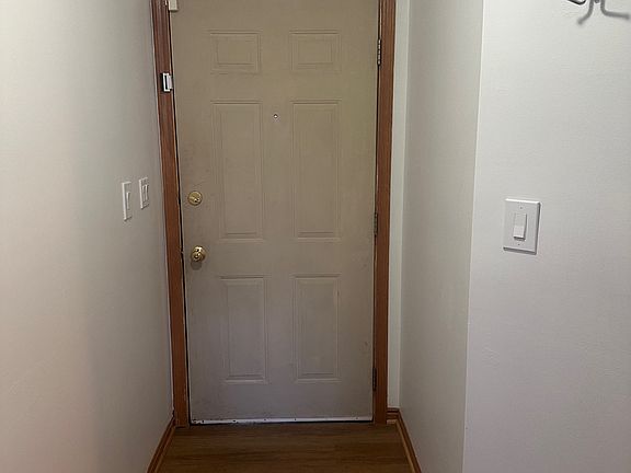4th image of 1942 Heron Ave Unit B