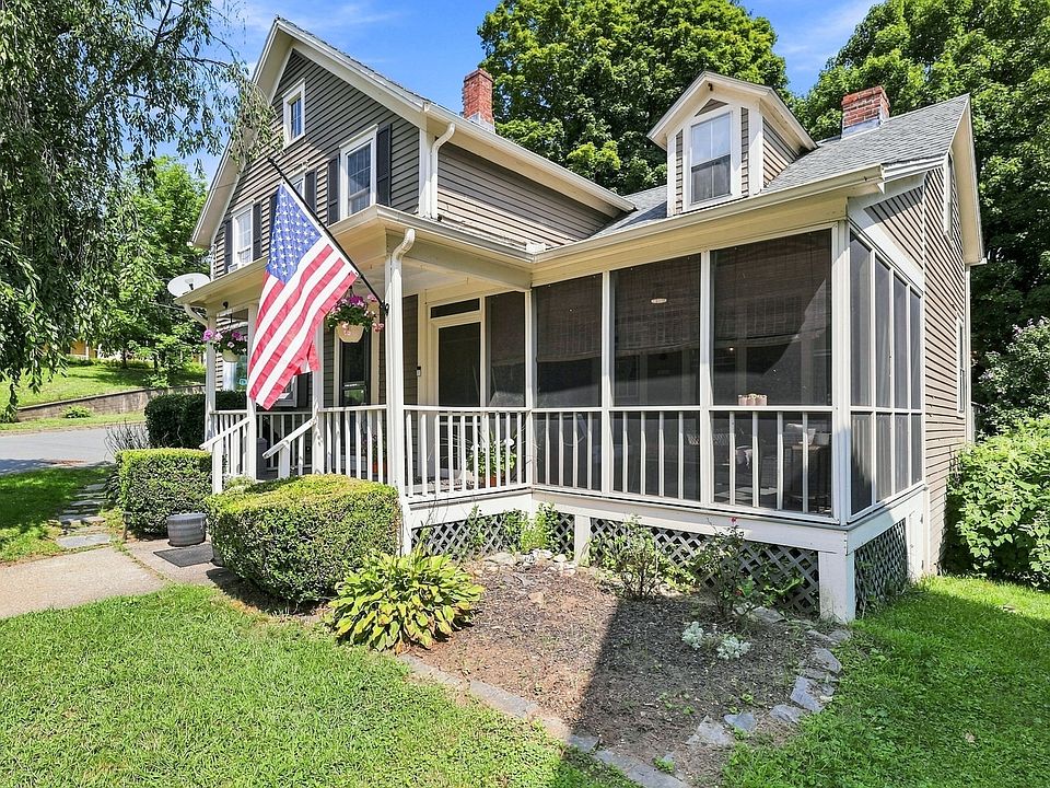1st image of 3 Pleasant St