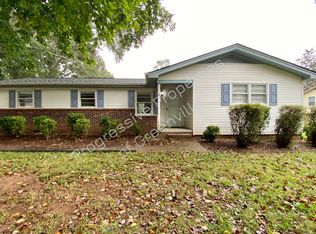 304 W Yellow Wood Dr, Simpsonville, SC 29680