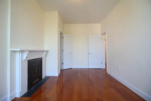 Rented by Next Door Realty NYC | media 36