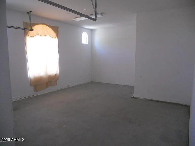 2417 E Iris Dr — Photo 26