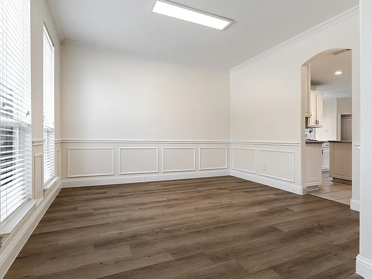 5601 Glenview Ln — Photo 12
