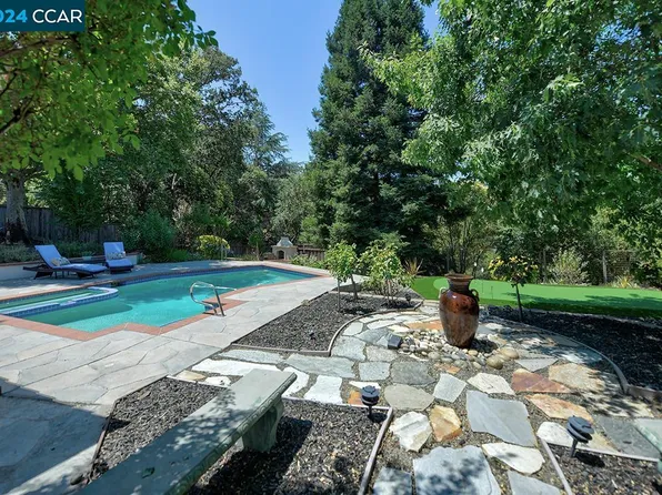 123 Post Rd, Alamo, CA 94507