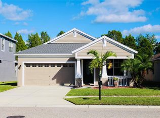 1102 Nashville Dr, Zephyrhills, FL 33544