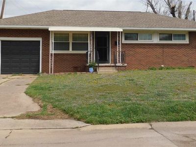 425 W Emporia Ave, Ponca City, OK, 74601
