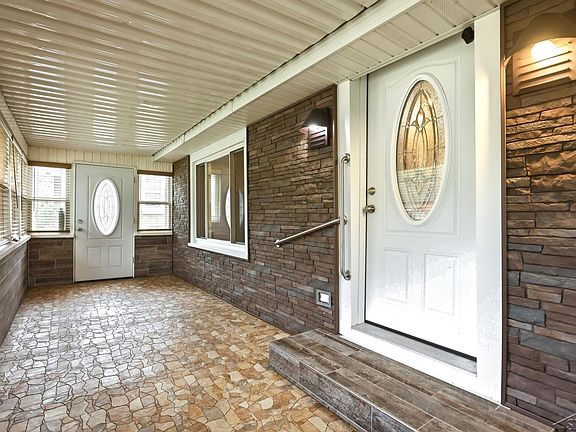 5th image of 2116 Anderson Rd