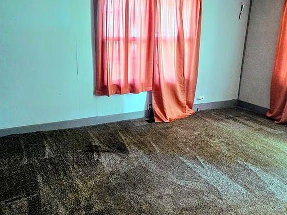 5th image of 205 Morgan St