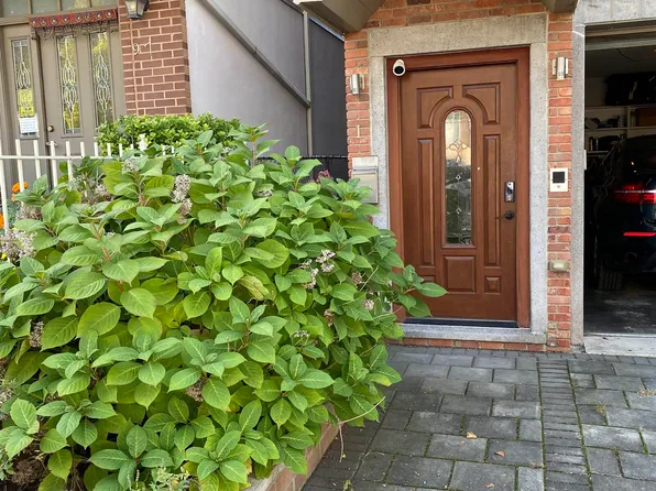 99 Leonard Street image 15 of 19