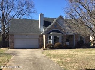 1720 The Meadow Rd, Louisville, KY 40223