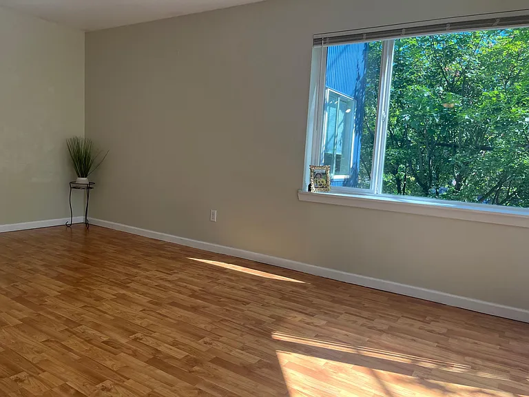 500 Elliott Ave W #208 — Photo 6