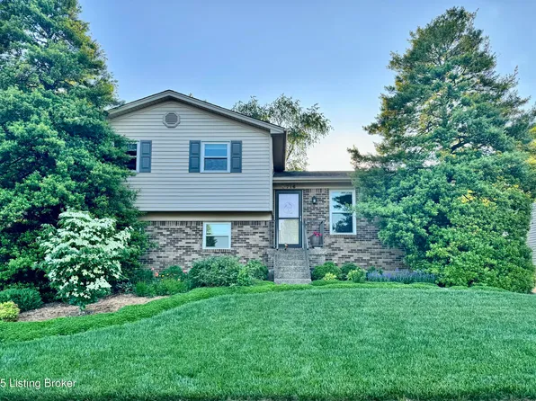 8716 Loch Lea Ln, Jeffersontown, KY 40299