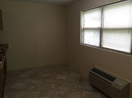 2nd image of 101 Lullwater Dr APT 9