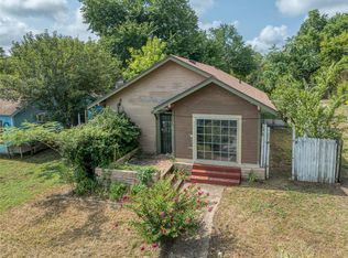 322 E Main St, Denison, TX 75021