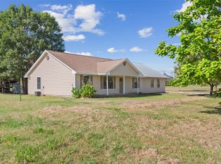 1833 W White Oak Rd, West, TX 76691