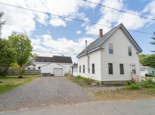 10 Union St, South Gardiner, ME 04359
