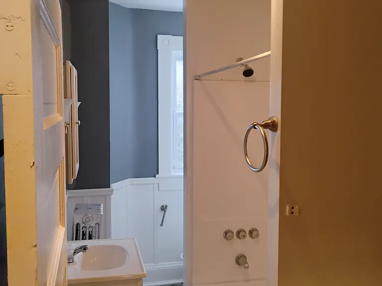 51 Evelyn Ave #B — Photo 11