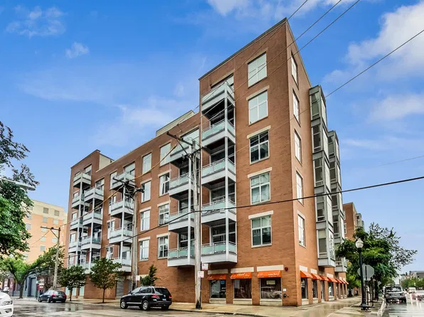 939 W Madison St APT 507, Chicago, IL 60607